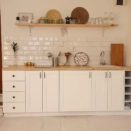 Lanterna Apartman *
